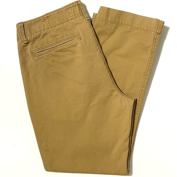 American Eagle Khaki's - Original Straight Leg - Size 32 | 30 - Picture 4 of 14